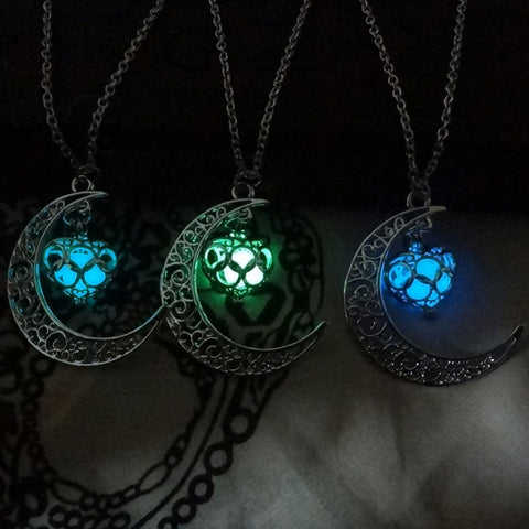 Luminous Glow In the Dark Sailor Moon Pendant - gothicstate