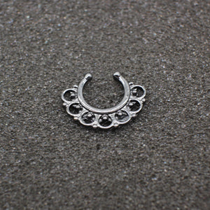 Black Hoop Nose Ring (Faux Piercing) - gothicstate