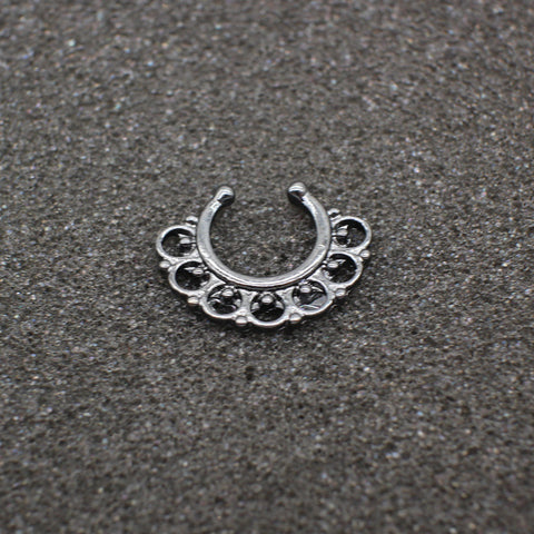 Black Hoop Nose Ring (Faux Piercing) - gothicstate